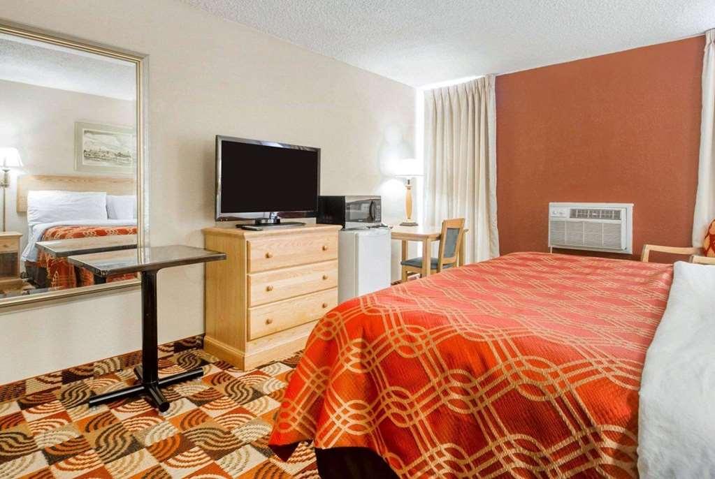 Wingate By Wyndham Sheboygan Hotel Fasilitas foto