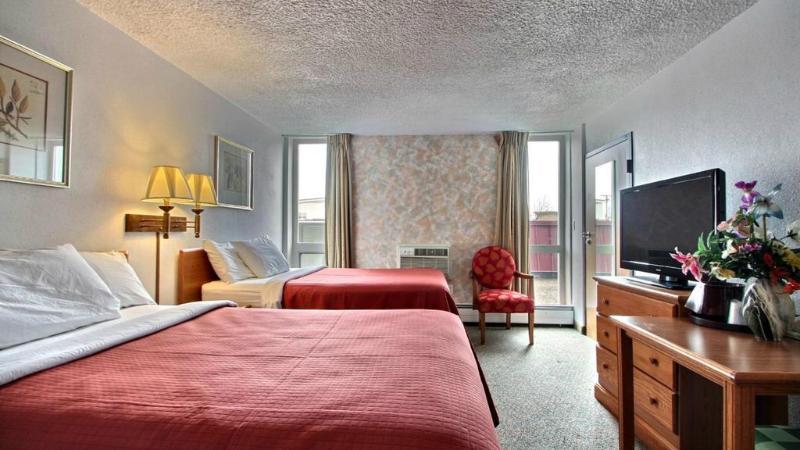 Wingate By Wyndham Sheboygan Hotel Bagian luar foto